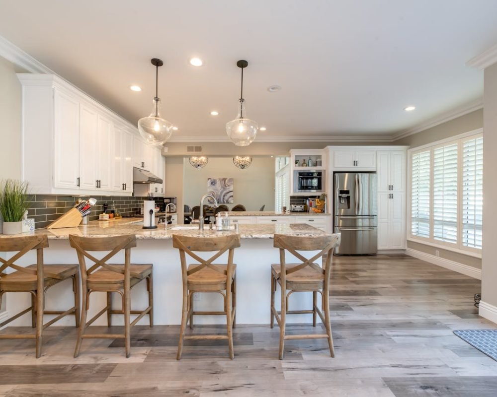 pexels-itsterrymag-2635038